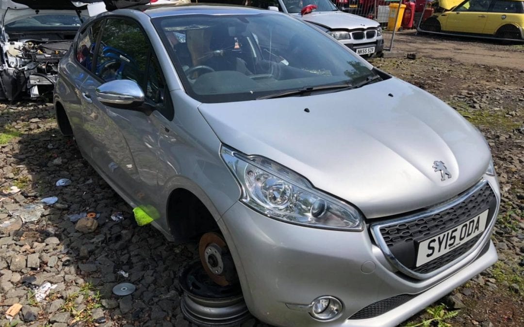 Peugeot 208 1.4 Hdi 8v 2015