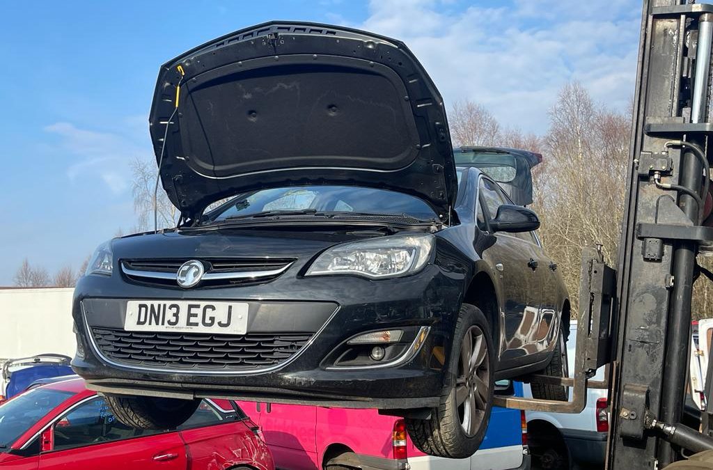 Vauxhall Astra J 2.0 CDTI 16v 2013 For Breaking