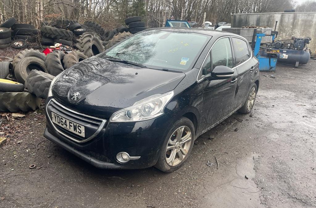 Peugeot 208 1.2 12v 2014 For Breaking